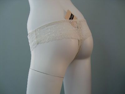 New with Tags La Perla Cream Thong with Lace Sides and Back Size XL