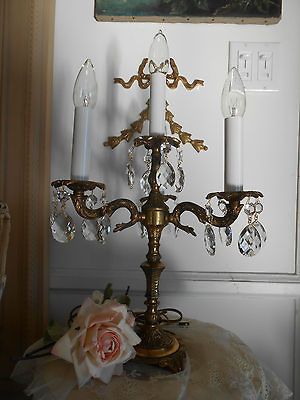 SHABBY ANTIQUE VTG TABLE CANDELABRA CHANDELIER CRYSTAL PRISM LAMP SO