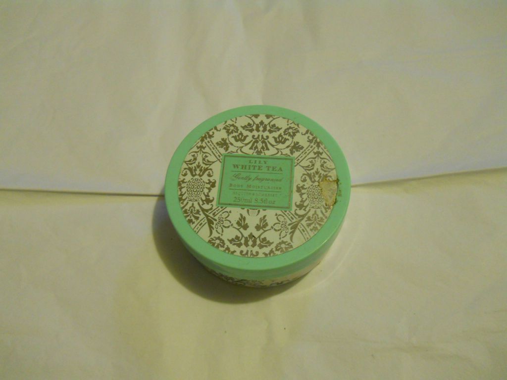 Asquith & Somerset Lily White Tea Body Moisturizer 8.5 oz