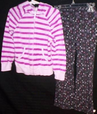 Girls 5 O.N velour sweatshirt & Clairborne stretchies