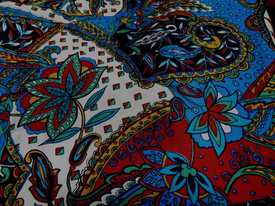 VTG PAISLEY PRINT COTTON FABRIC AFRICAN BATIK CAFTAN 6.5 YARDS