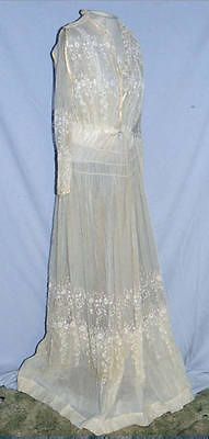 Edwardian Embroidered Tea Dress w Lace w  30 MED