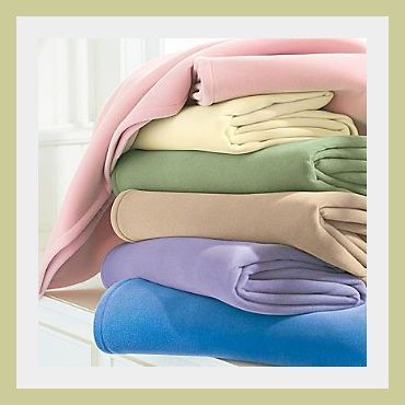 NEW SUPER SOFT WEST POINT STEVENS VELLUX BLANKET