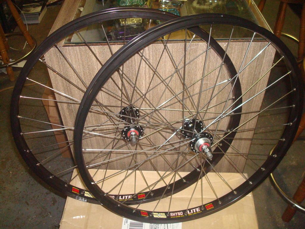 Sun Rhyno Lite XL Wheels Sealed Flip/Flop w/ DT Spokes NEW Pair Black