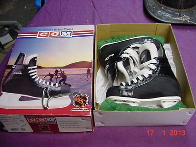 CCM Rapide 101 Boys Junior (JR) Ice Hockey Skates Size 13 Mint