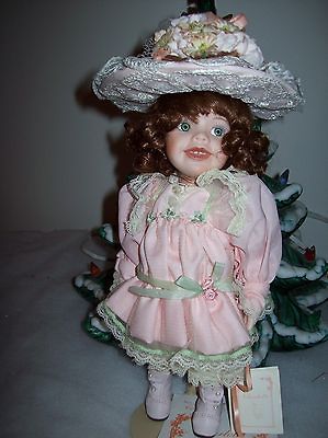 HAMILTON COLLECTION/PHY​LLIS PARKINS PORCELAIN DOLL CHARLOTTE W