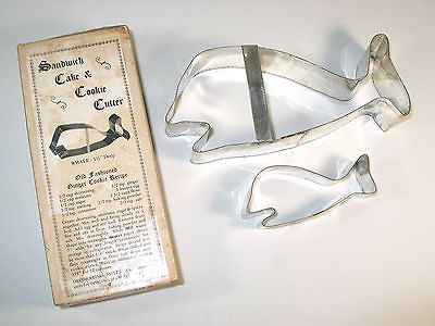 Vintage Fox Run Metal 8 x 1½ Whale Cookie Sandwich Cake Cutter Set