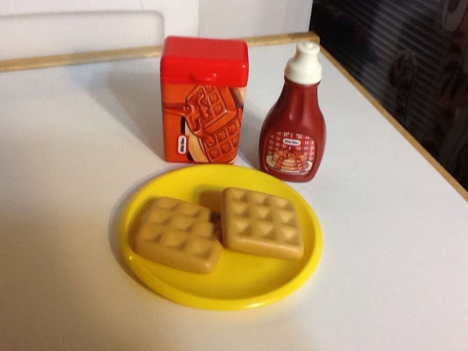 Little Tikes 2 Waffles Box Syrup Play Fake Food Free s/h With BIN