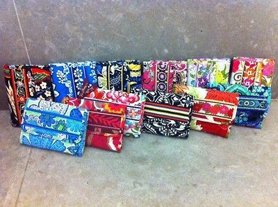 NWT Vera Bradley Euro wallet Trifold Style Multi colors rare hard to