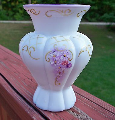 FENTON MELON VASE LAVENDER LADY FAMILY SIGNATURE PIECE