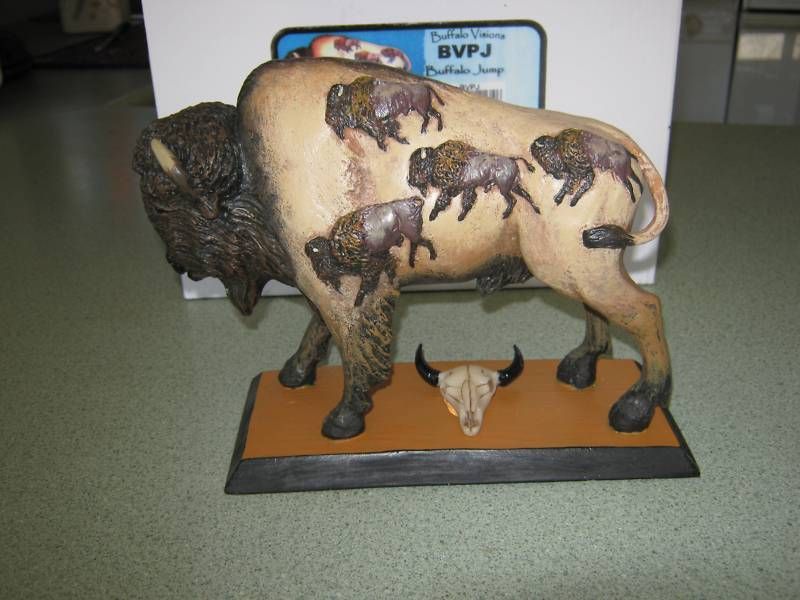 Buffalo Jump Figurine Buffalo Visions Wildlife Statue NIB