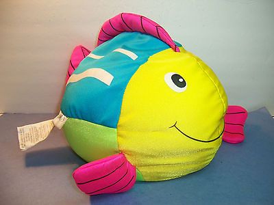 MOSHI FISH PILLOW BRENTWOOD ORIGINALS   CUTE   GC