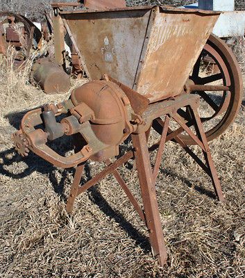 Fairbanks & Morse Company Gas Engine Hit & Miss No.1 Feed Burr Grinder