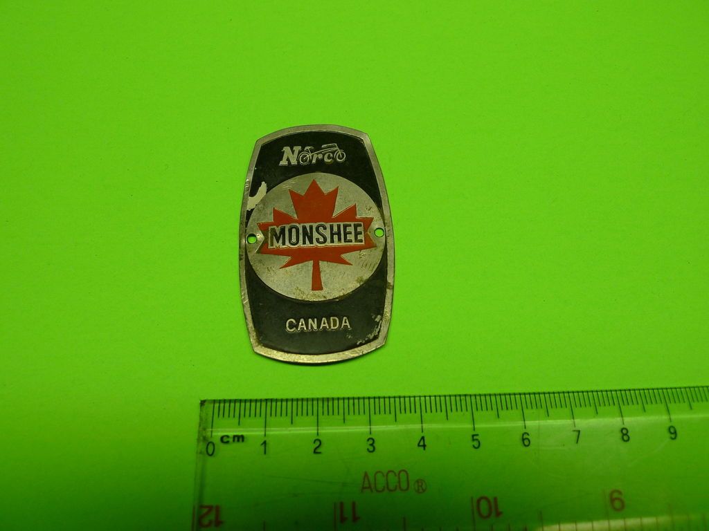 VINTAGE BIKE BICYCLE NORCO MONSHEE CANADA HEAD BADGE