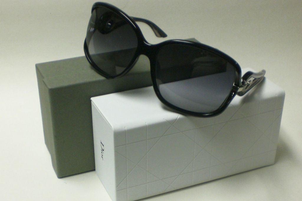 CRISTIAN DIOR VOLUTE 2 DIORVOLUTE2 BLACK 5S7 SUNGLASSES