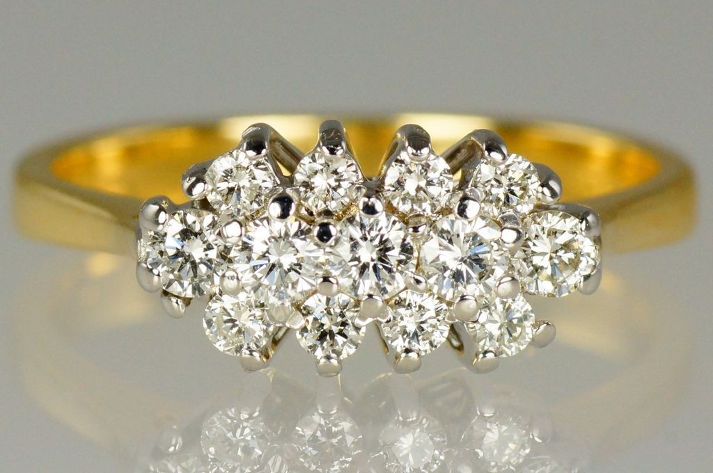 18ct Gold 0.5 carat Diamond cluster Ring at the Chelsea Bijouterie