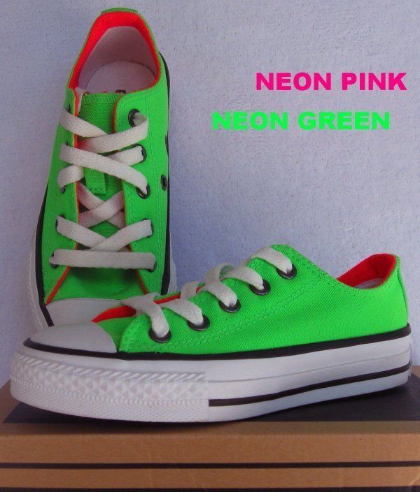 CONVERSE GIRLS NEON GREEN ALL STARS(Size 11)