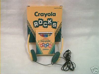 1980S VINTAGE CRAYOLA CRAYON NOVELTY AM FM TRANSISTOR RADIO WITH