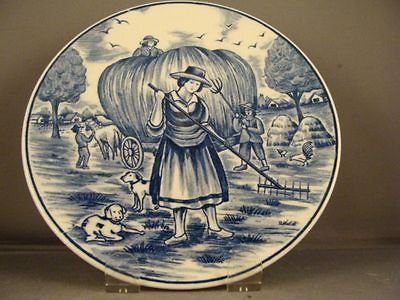 DELFTS BLAUW FARM SCENE DECORATIVE PLATE