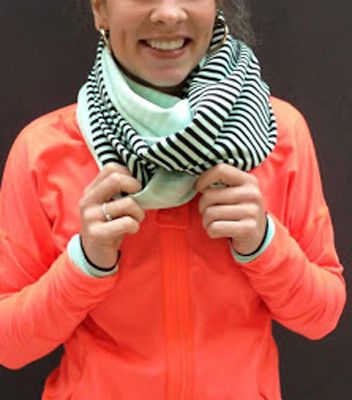 NWT Lululemon Vinyasa Scarf Rulu Classic Stripe Mint Moment Black