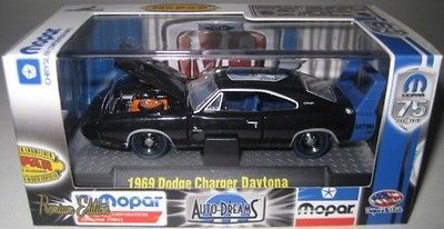 M2 MACHINES 1969 Dodge Charger Daytona Mopar 75th 164 scale die