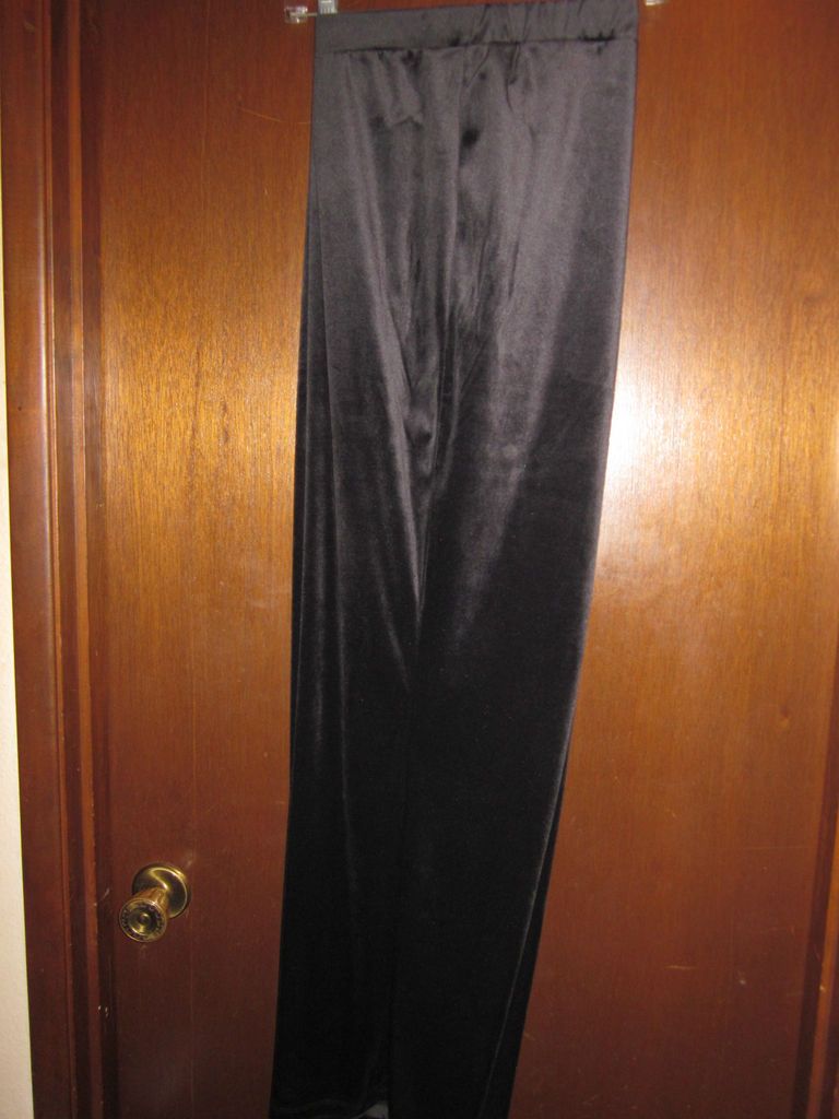 BLACK DRESSY VELOUR PANT SIZE 26/28W OR 3X/4X