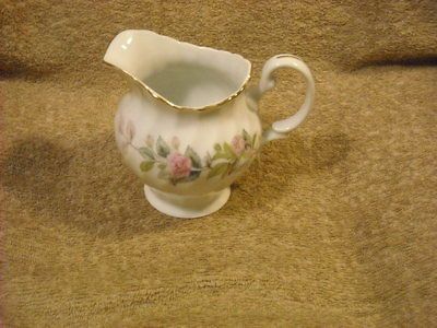 Creative 2345 Regency Rose Creamer Gold Trim