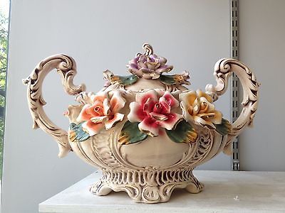 Capodimonte Style Tureen Centerpiece