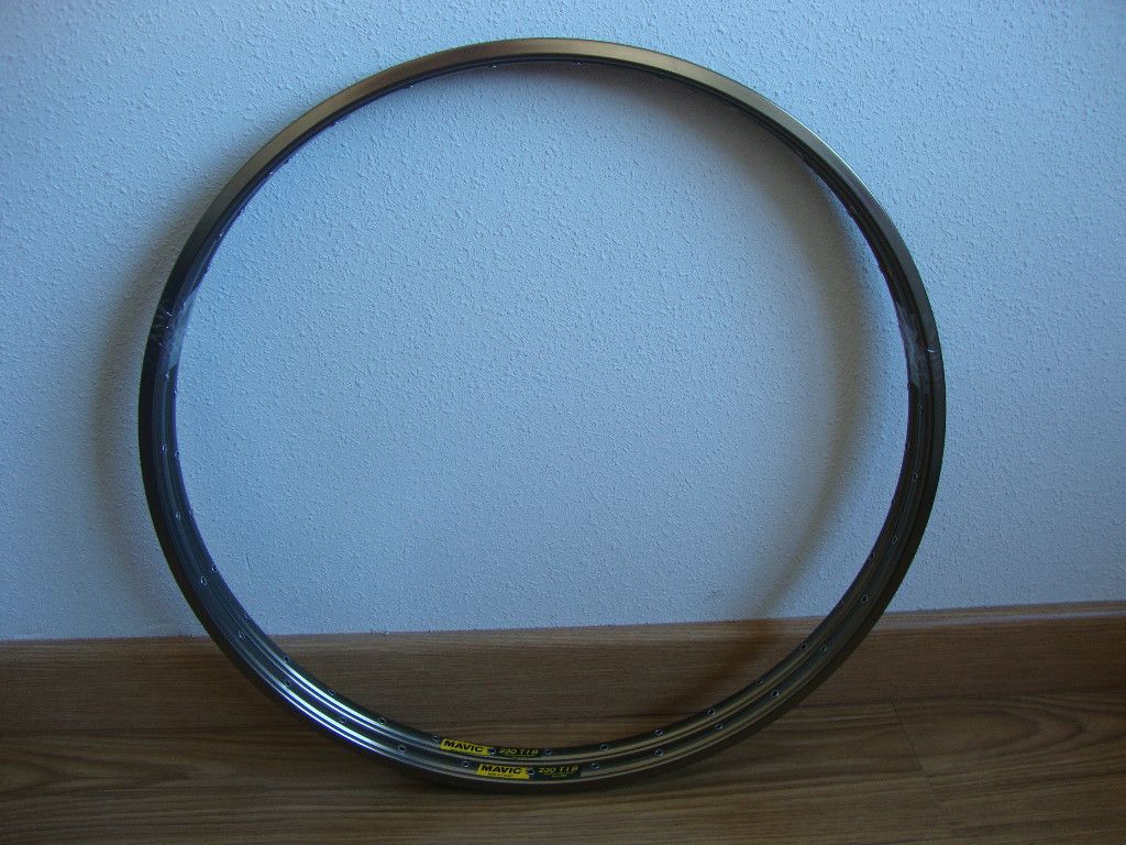 Mavic 230 Tib 32h Clincher Rims Gold MTB 26 New