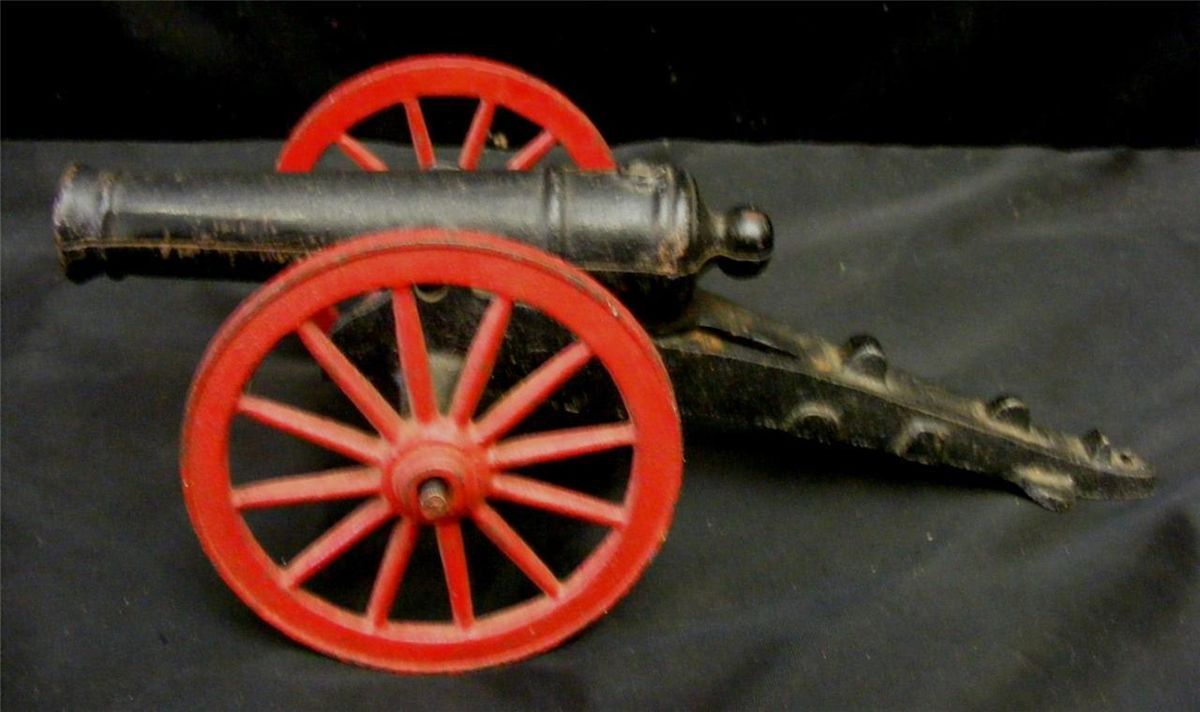 Repro Cast Iron Black Firing Weapon Cannon Replica Red Wheels