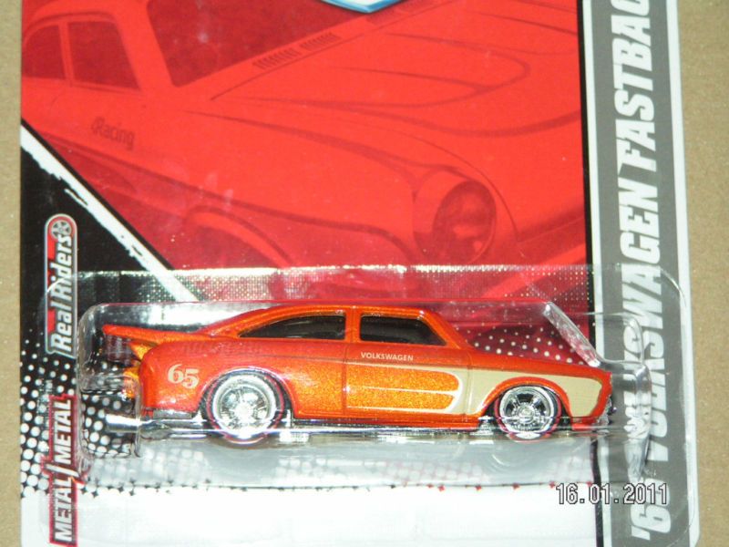 2011 Hot Wheels Garage 2 65 VW Fastback Hotwheels