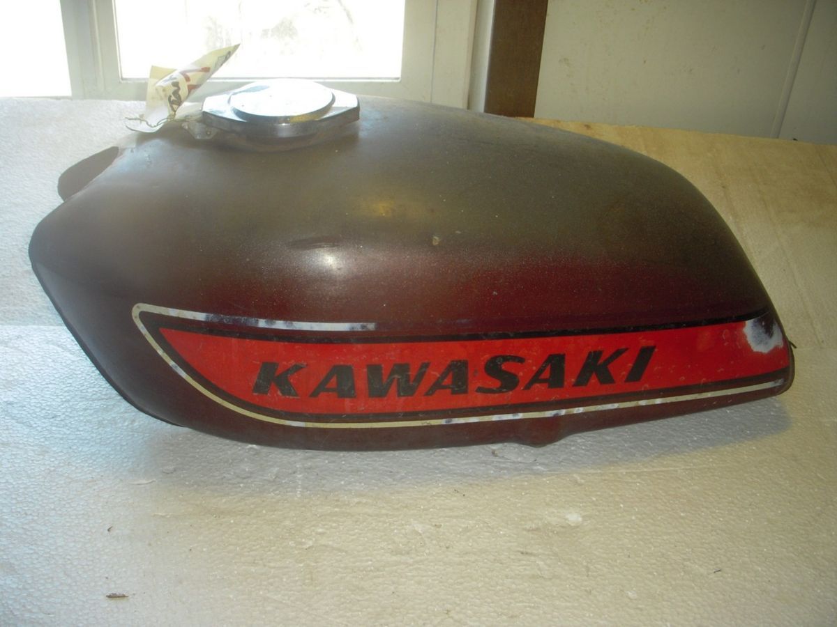 1975 Kawasaki KH400 Triple 400 Fuel Gas Tank