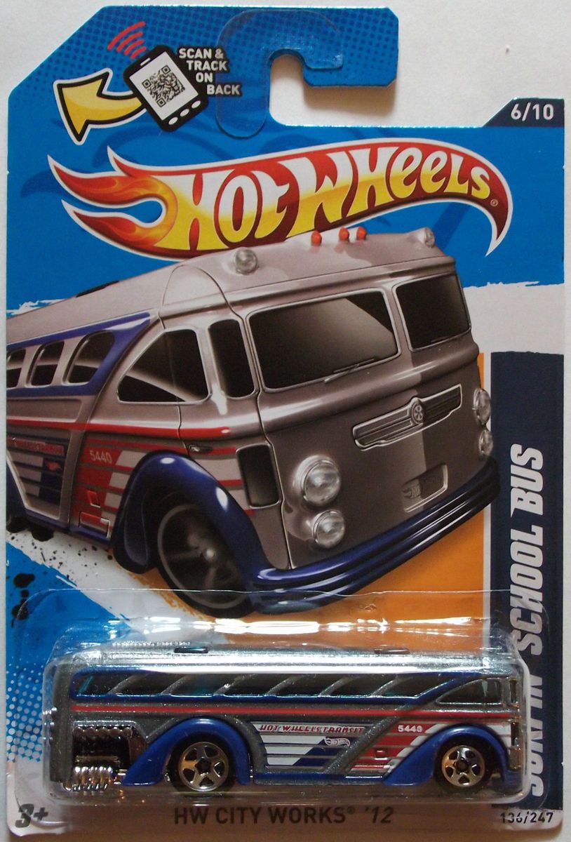 2012 Hot Wheels Surfin School Bus Col 136