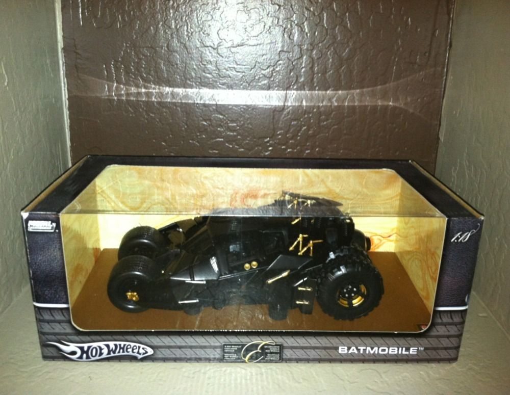 NEW Dark Knight Batmobile Hot Wheels Tumbler 1 18 scale Mint in Box