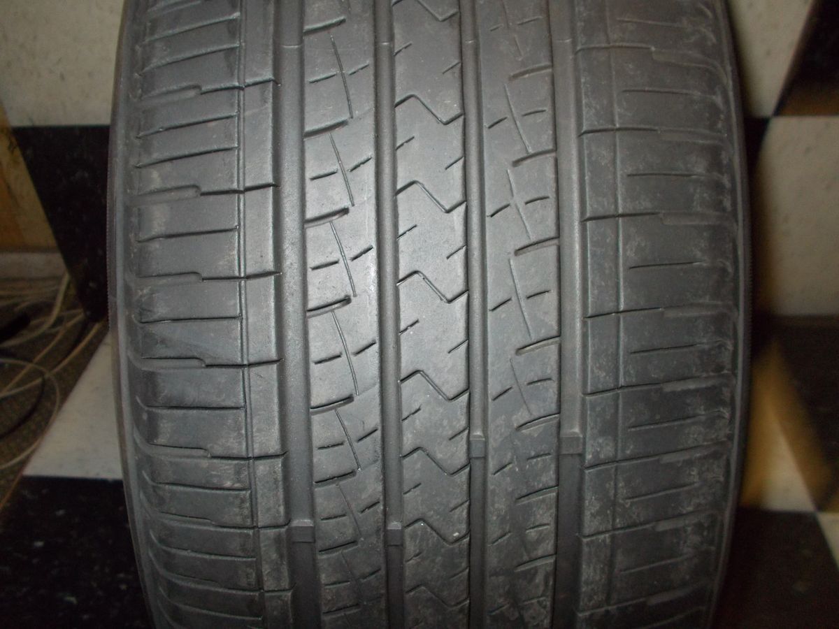 One Kumho Solus KH16 215 55 17 93V Tread 7 32 Dot 0706 Fast SHIP