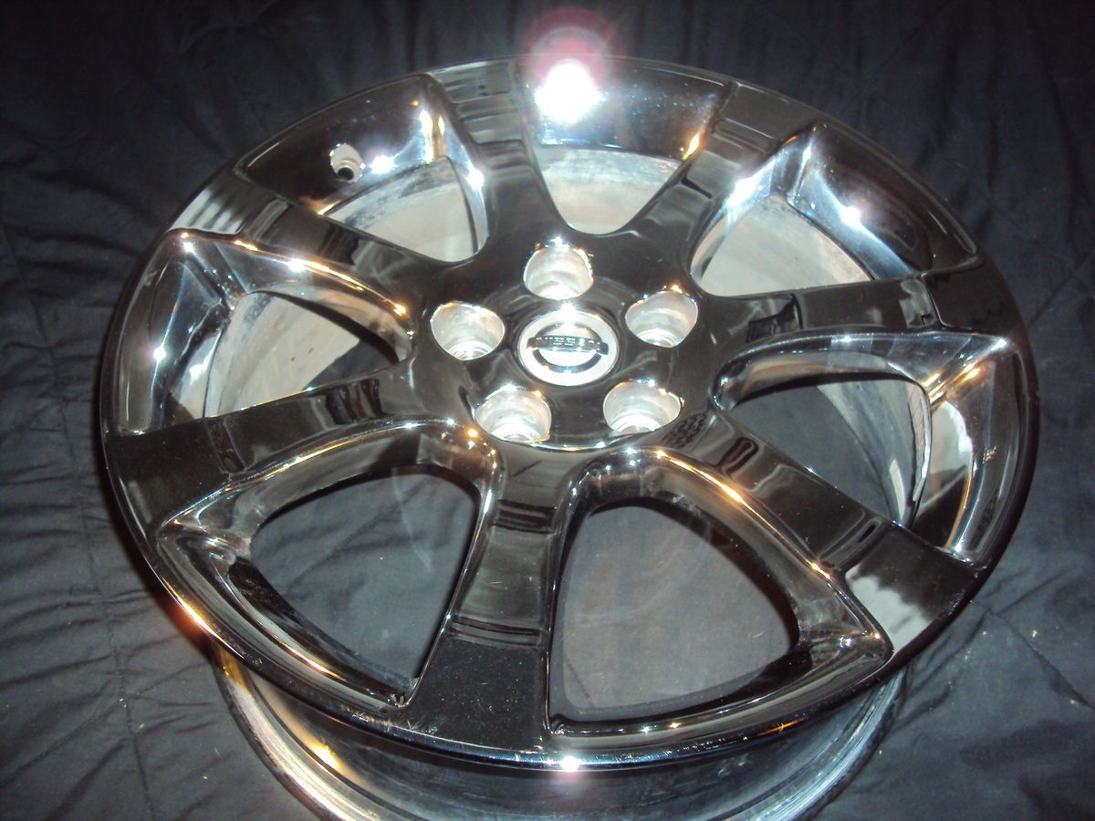 Single Nissan Maxima Chrome Wheel Factory Stock Rim OE 62475